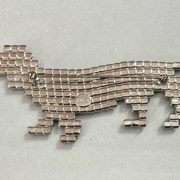 Dorothy Bauer Dachshund Dog Brooch - Rhinestone Pin - Picture 7 of 9